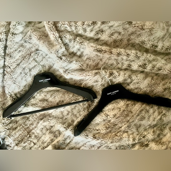 YSL Hangers 11 Pack